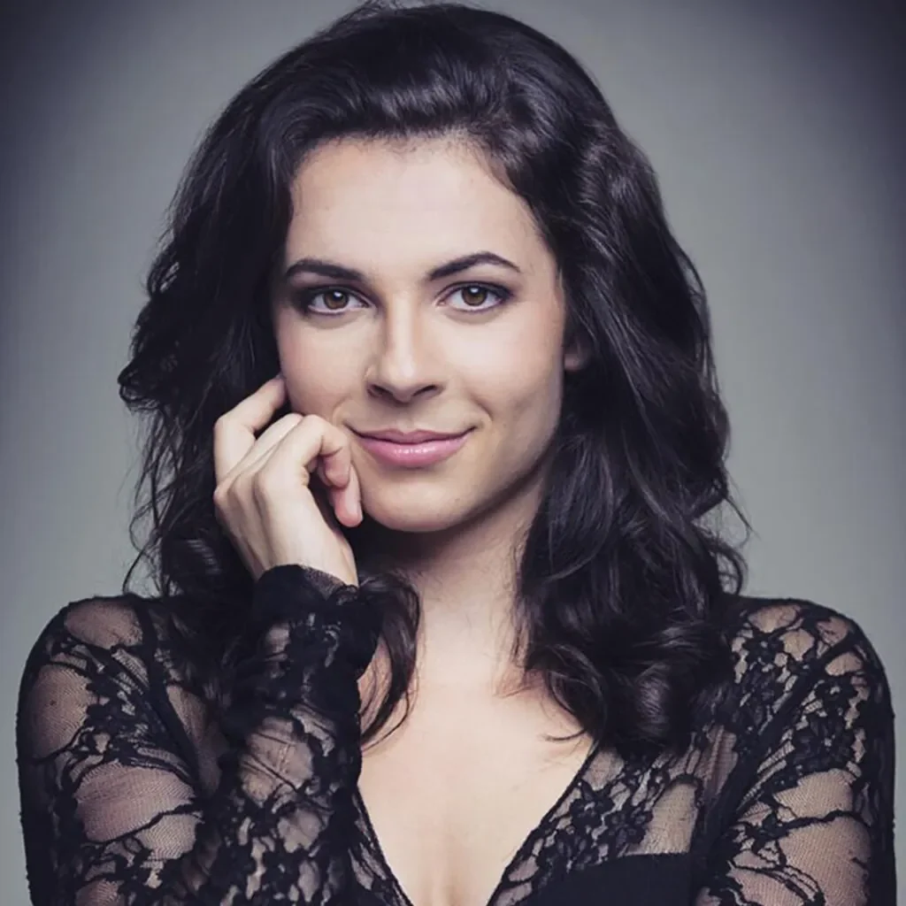 bio_magali_simard-galdes-1024x1280